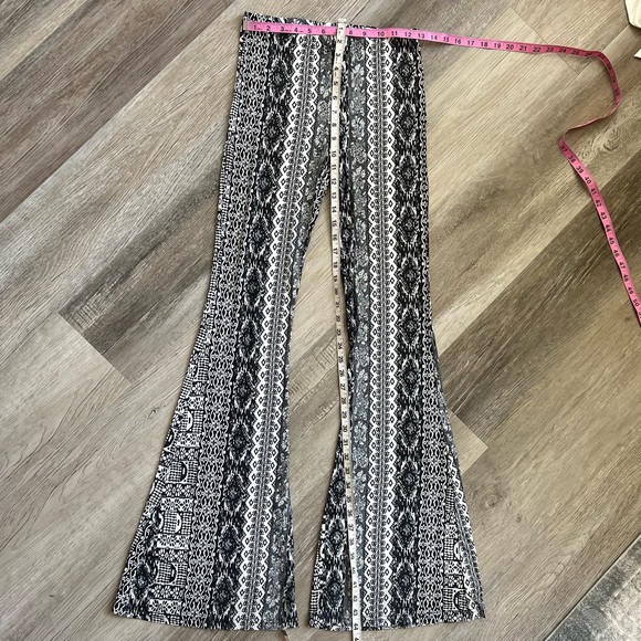 Altar’d State Printed boho bells - Picture 4 of 8